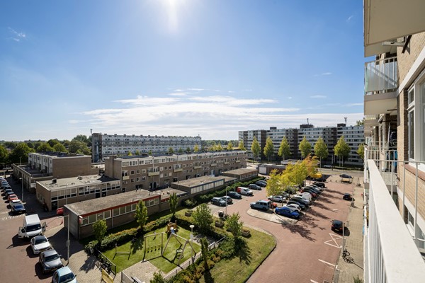 Medium property photo - S. F. Van Ossstraat 150, 1068 JM Amsterdam